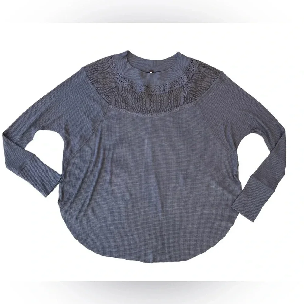 Free people  Size large  Pit to pit 28” Length 29”